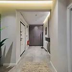 Taksim Square 1 1 Fully Equipped Air Conditioned Luxury