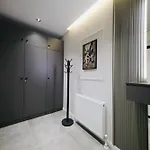 Taksim Square 1 1 Fully Equipped Air Conditioned Luxury