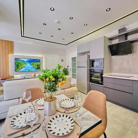 Taksim Square 1 1 Fully Equipped Air Conditioned Luxury * イスタンブール
