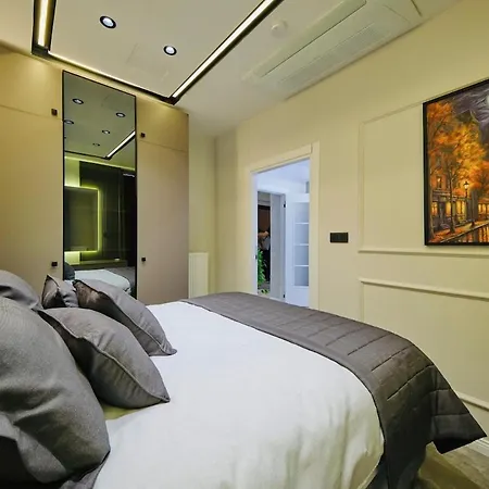 Taksim Square 1 1 Fully Equipped Air Conditioned Luxury *