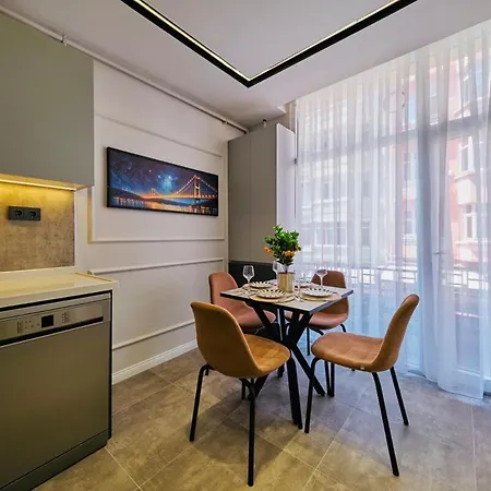 Daire Taksim Square 1 1 Fully Equipped Air Conditioned Luxury *