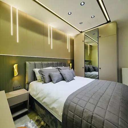 Taksim Square 1 1 Fully Equipped Air Conditioned Luxury Daire *