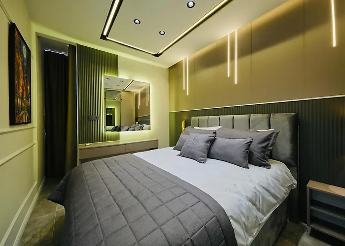 Taksim Square 1 1 Fully Equipped Air Conditioned Luxury *