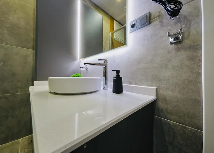 Taksim Square 1 1 Fully Equipped Air Conditioned Luxury Apartment